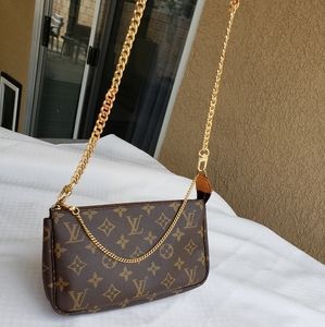 Louis Vuitton Pochette Accessories  monogram